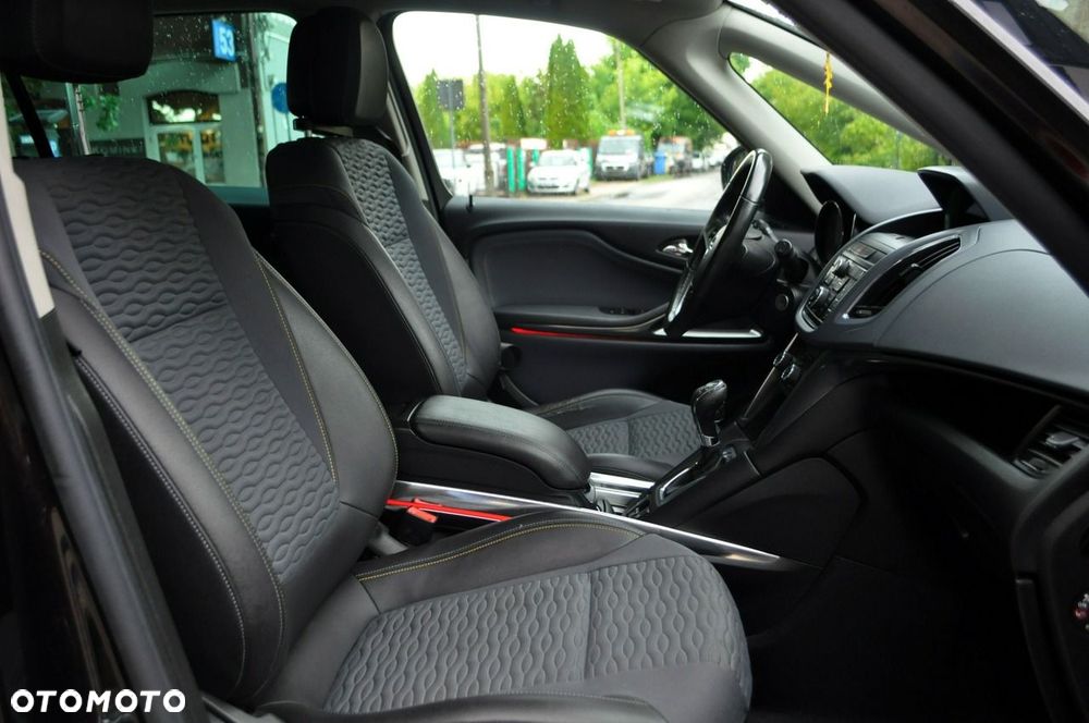 Opel Zafira 1.4 T Elite - 9