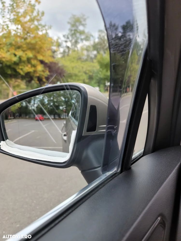 Volkswagen Tiguan 2.0 TDI 4Mot DSG Highline - 8