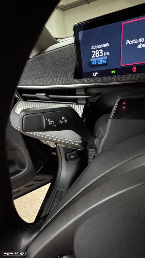 Ford Mustang Mach-E 98.7 kWh Premium - 23