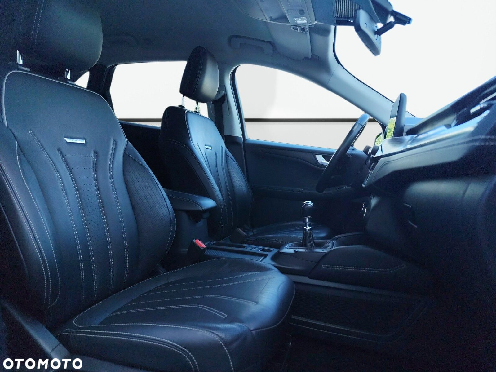 Ford Kuga - 25