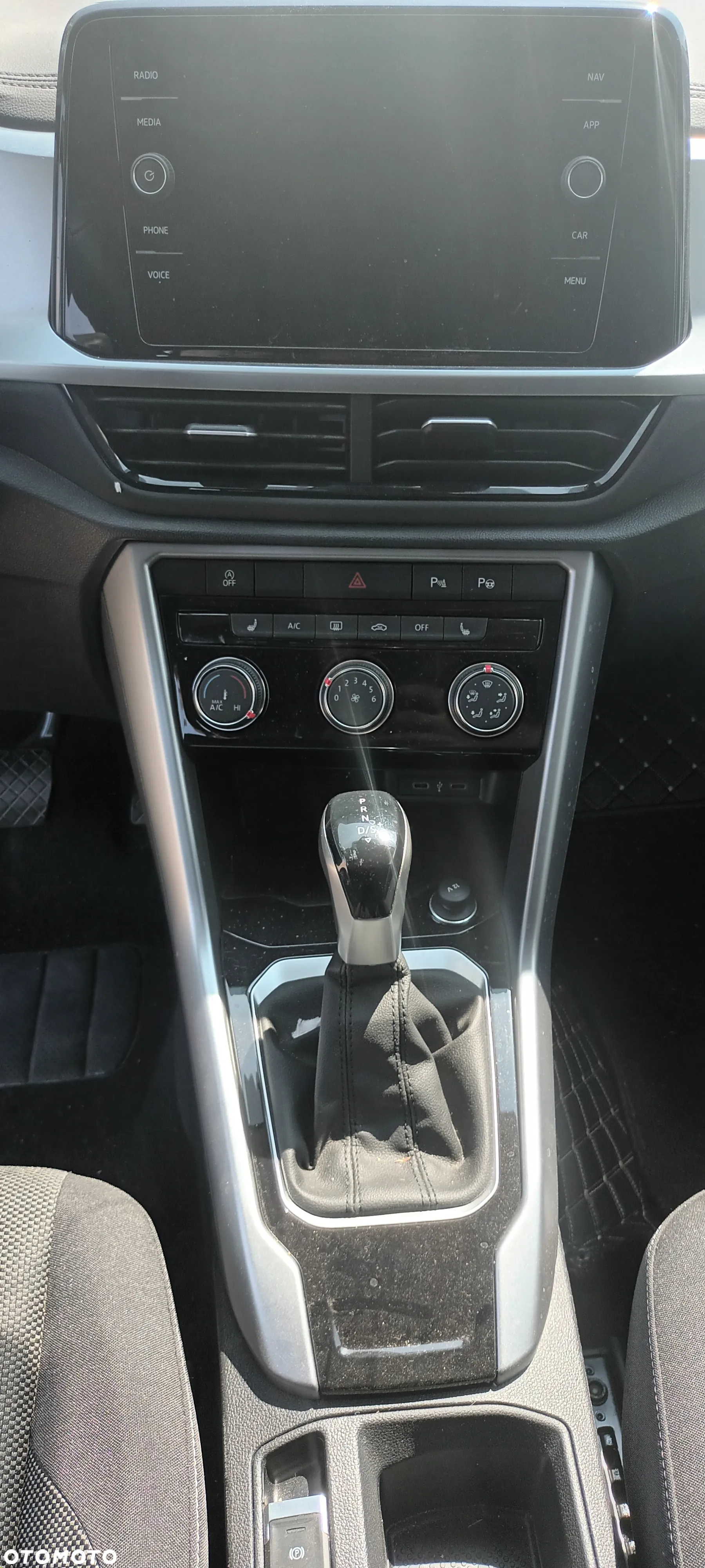 Volkswagen T-Roc 1.5 TSI Style DSG - 25