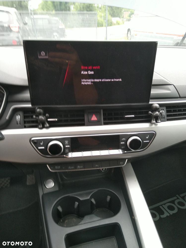 Audi A4 Avant 40 TFSI S tronic - 12