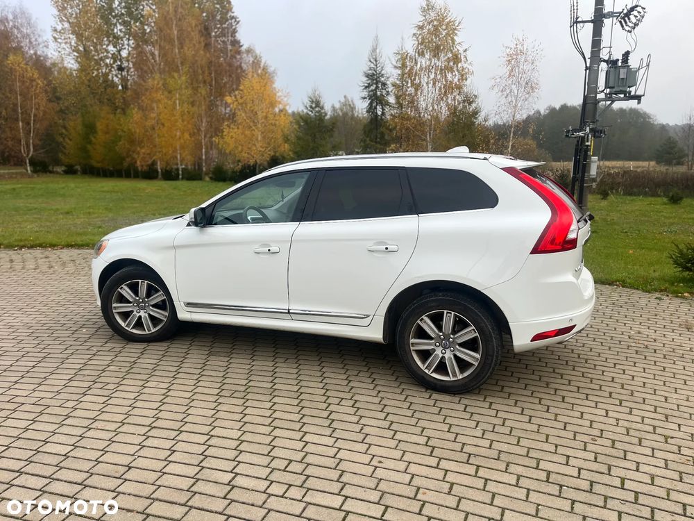 Volvo Xc60 2016 photo 2