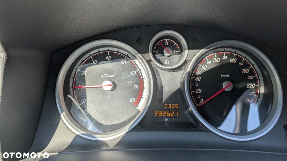 Opel Zafira 1.8 - 8