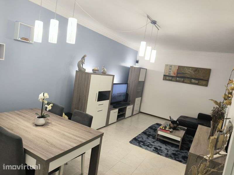 Vende- se Apartamento T2 - Grande imagem: 4/12
