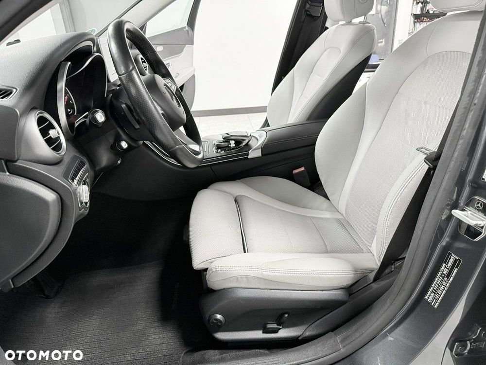 Mercedes-Benz Klasa C - 33