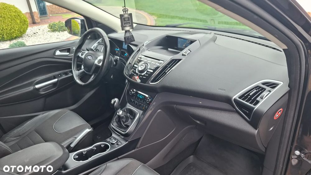 Ford Kuga 2.0 TDCi 4WD Titanium - 14