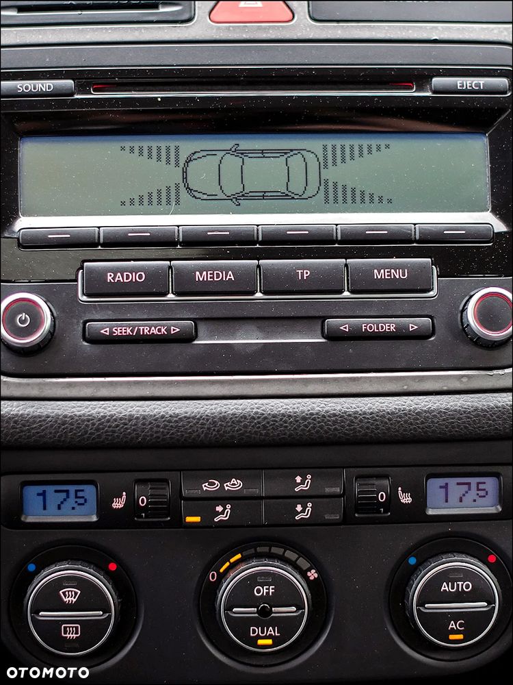 Volkswagen Tiguan - 23