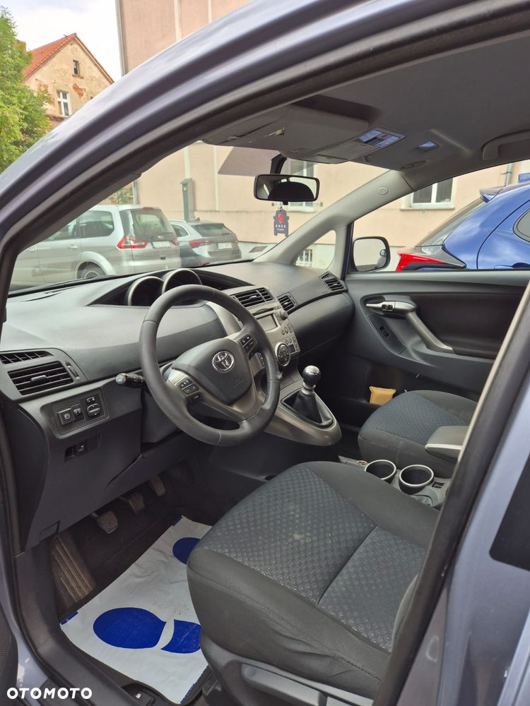 Toyota Verso 1.6 Luna EU5 - 9
