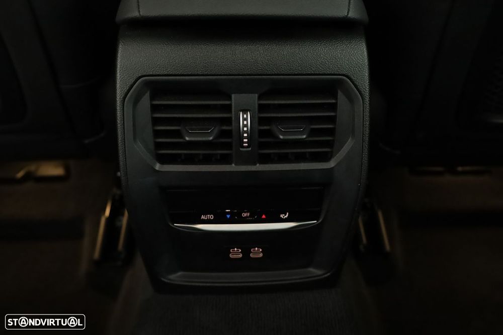 BMW 330 e Corporate Edition Auto - 24