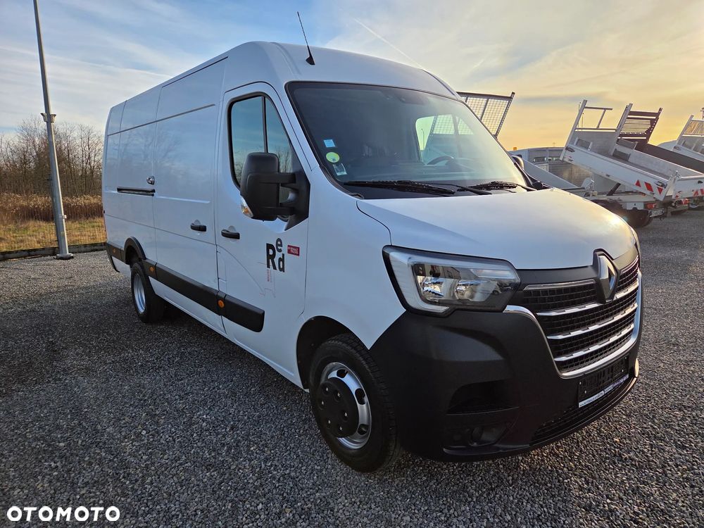 Renault Master - 1
