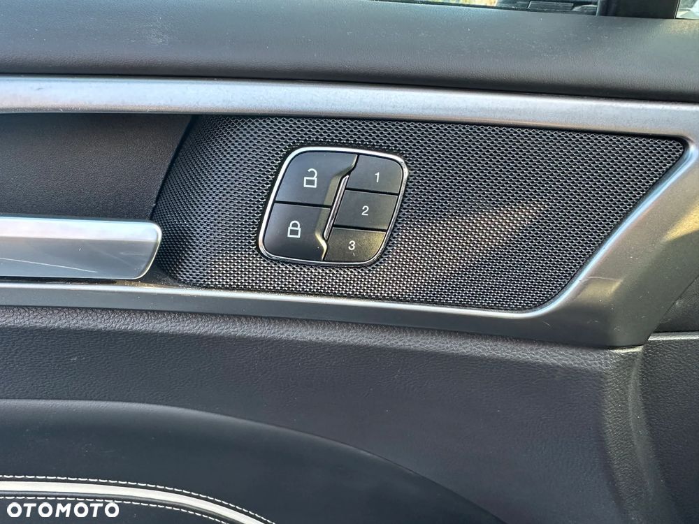 Ford Mondeo 2.0 EcoBlue Vignale - 12
