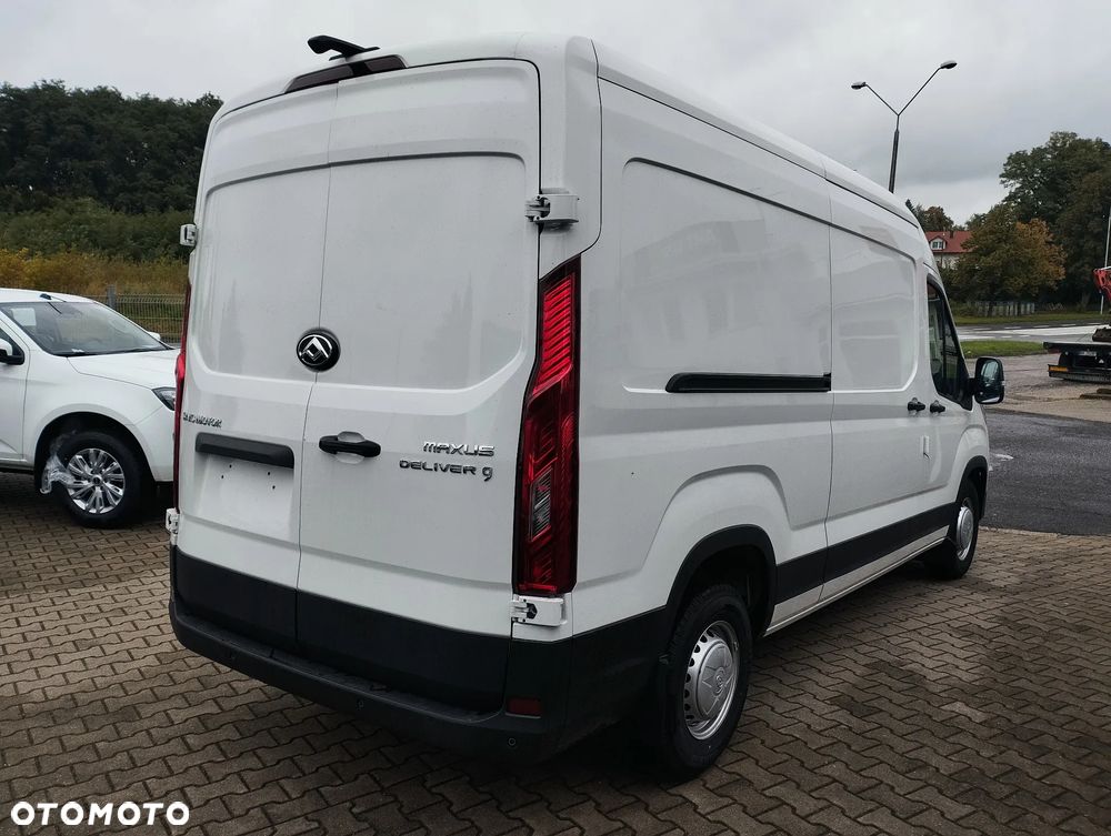 Maxus Delivery 9 - 5