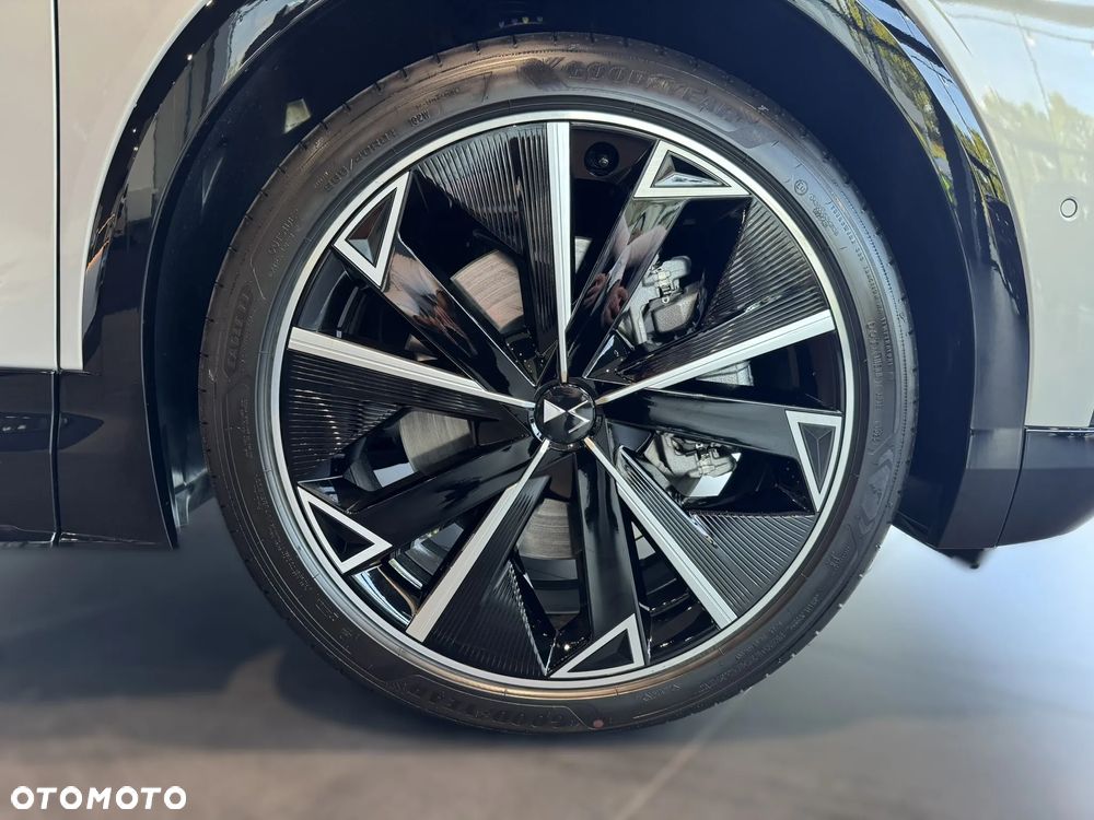 DS Automobiles Inny - 14