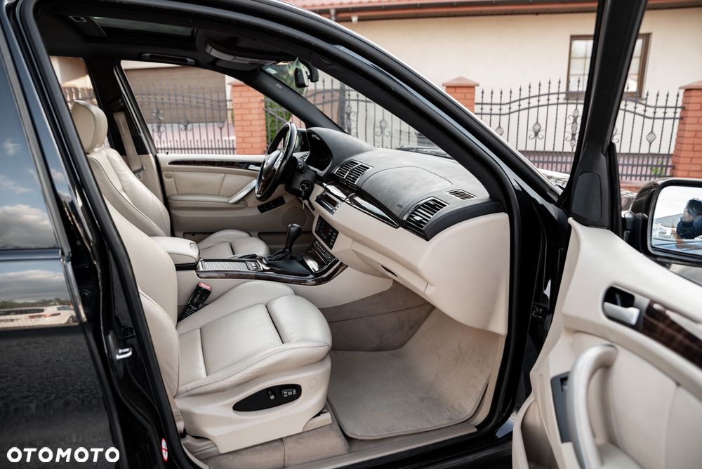 BMW X5 3.0 i - 23