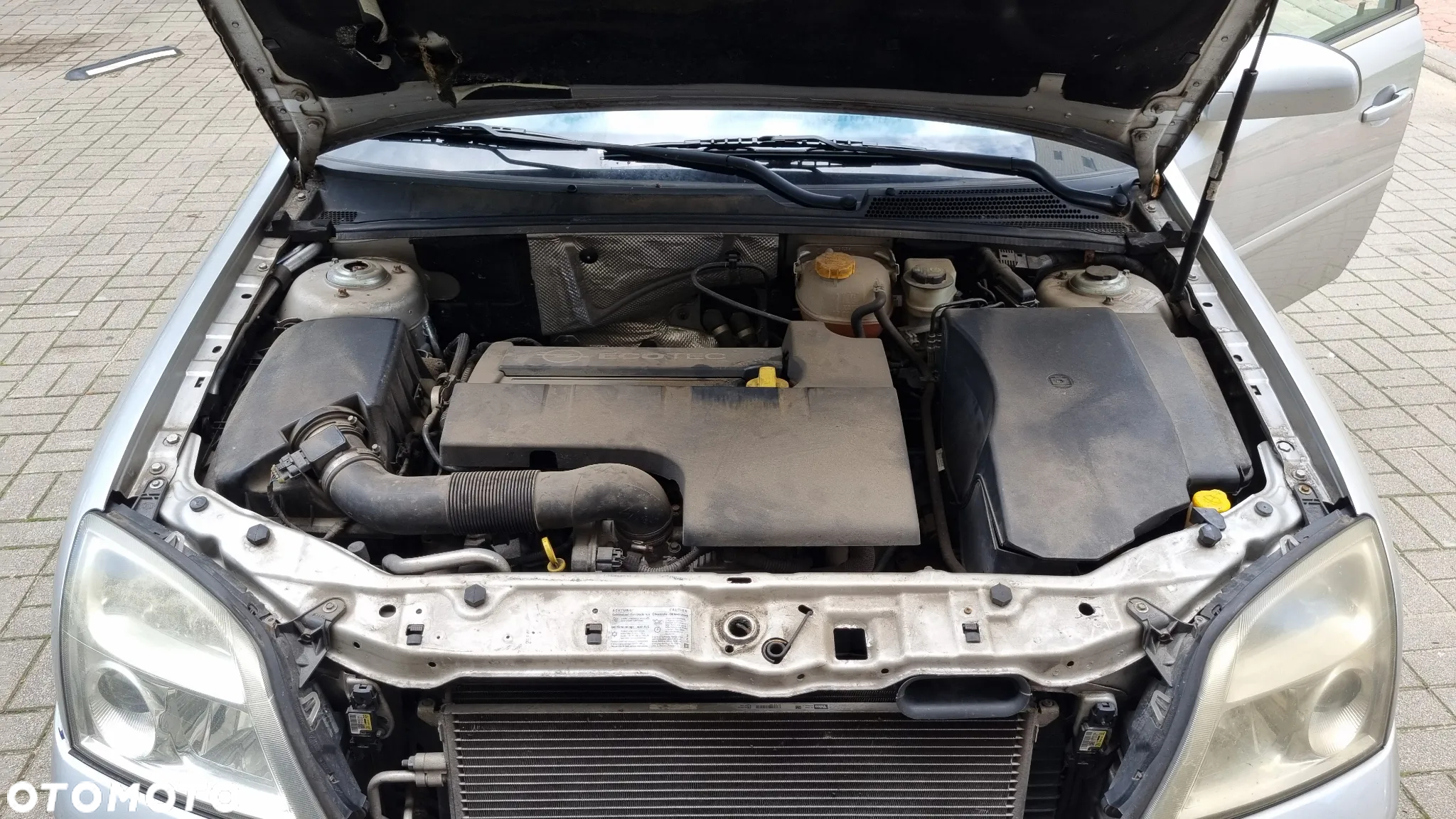 Opel Vectra 2.2 Automatik Cosmo - 12