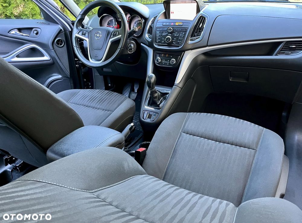 Opel Zafira Tourer 2.0 CDTI Edition - 10