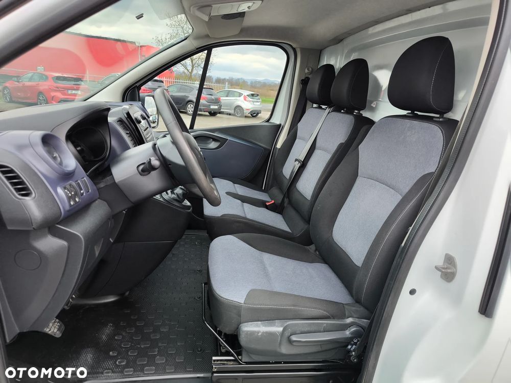 Opel Vivaro - 15