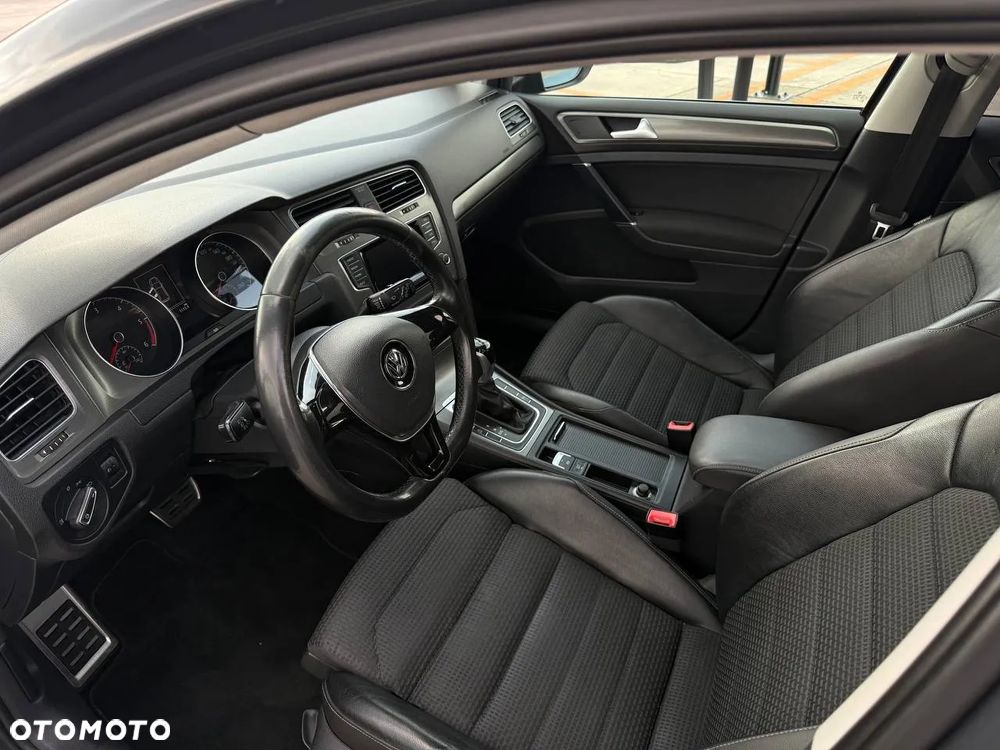Volkswagen Golf VII 2.0 TDI BMT Highline DSG - 9
