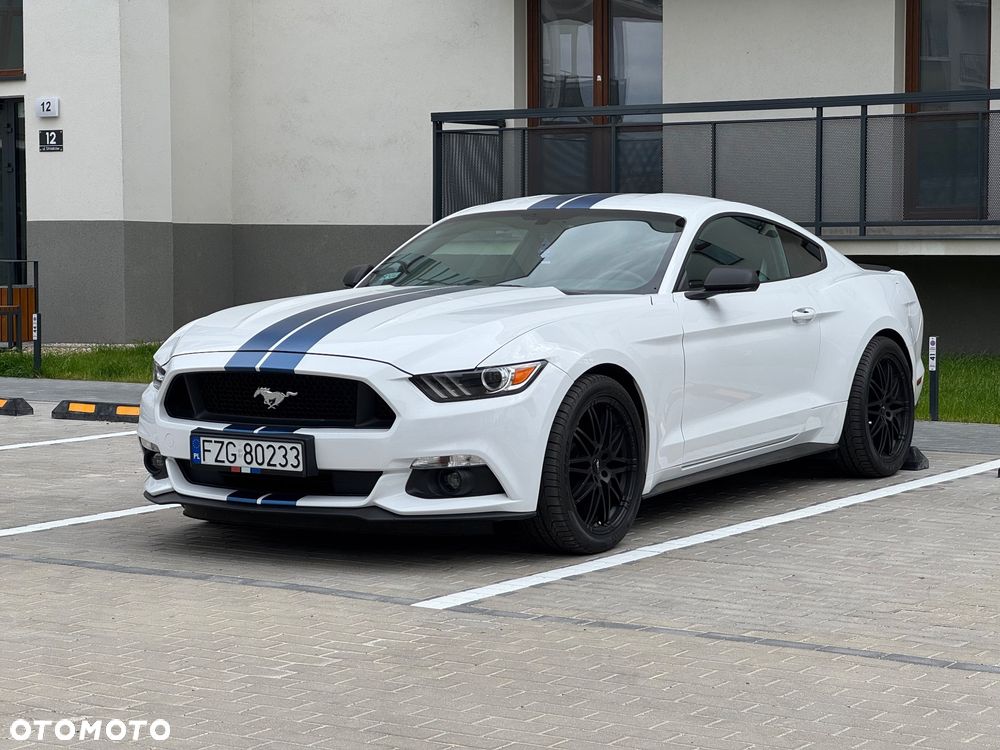 Ford Mustang - 21