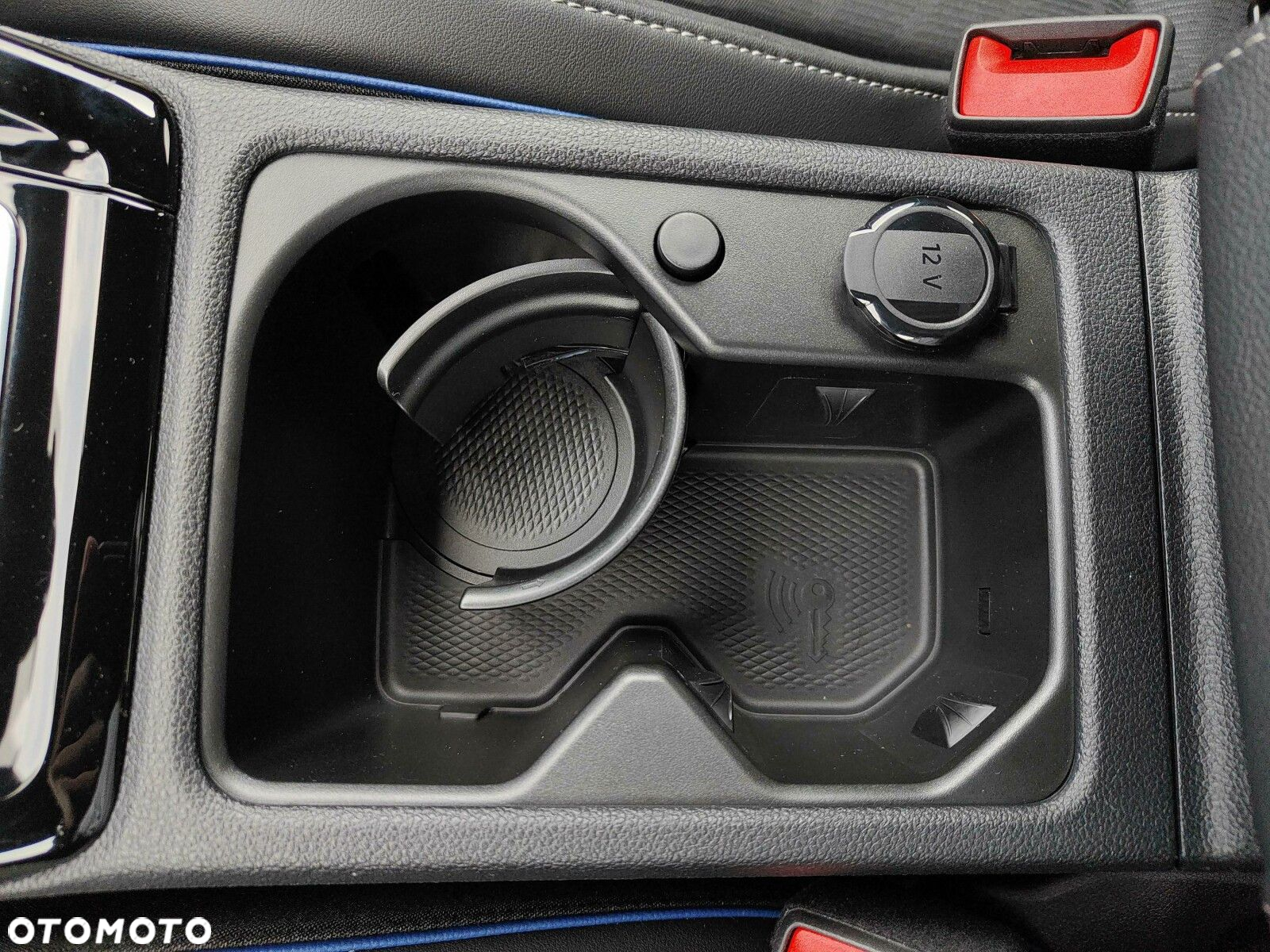 Volkswagen Golf VIII 1.5 eTSI mHEV R-Line Plus DSG - 26