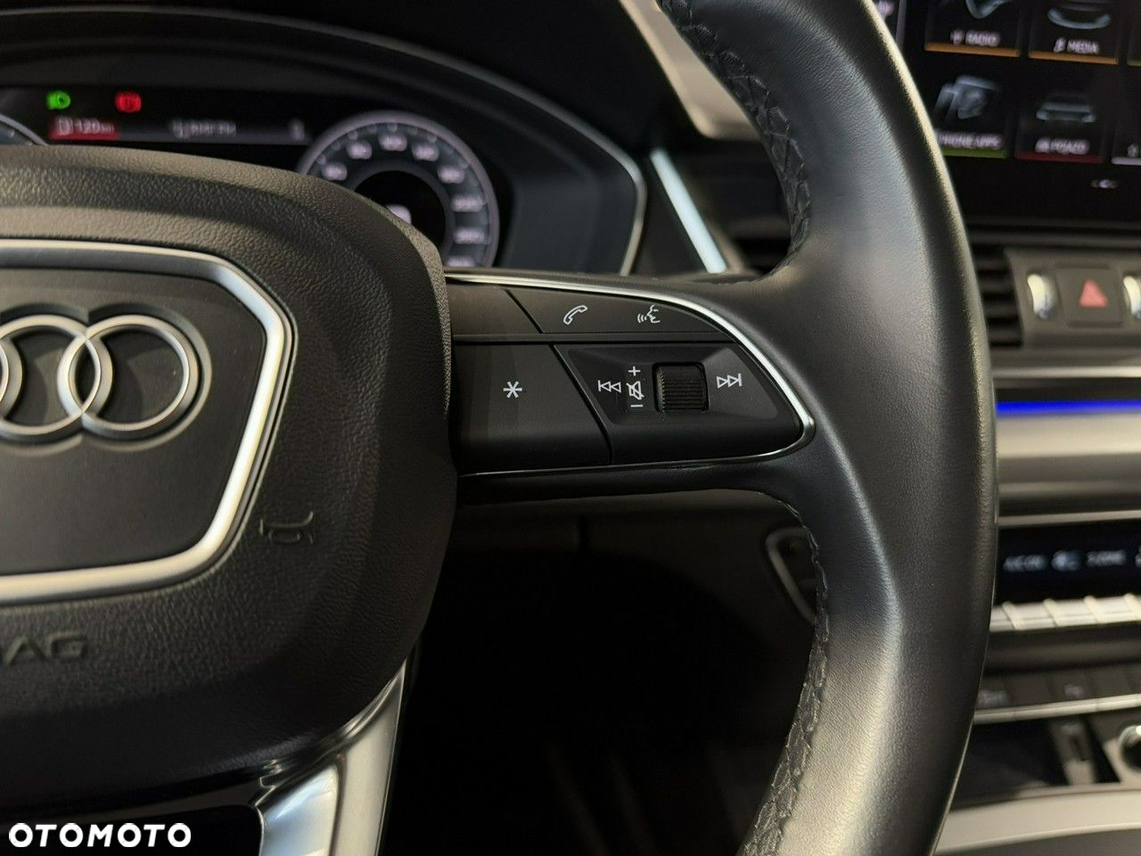 Audi Q5 Sportback - 22