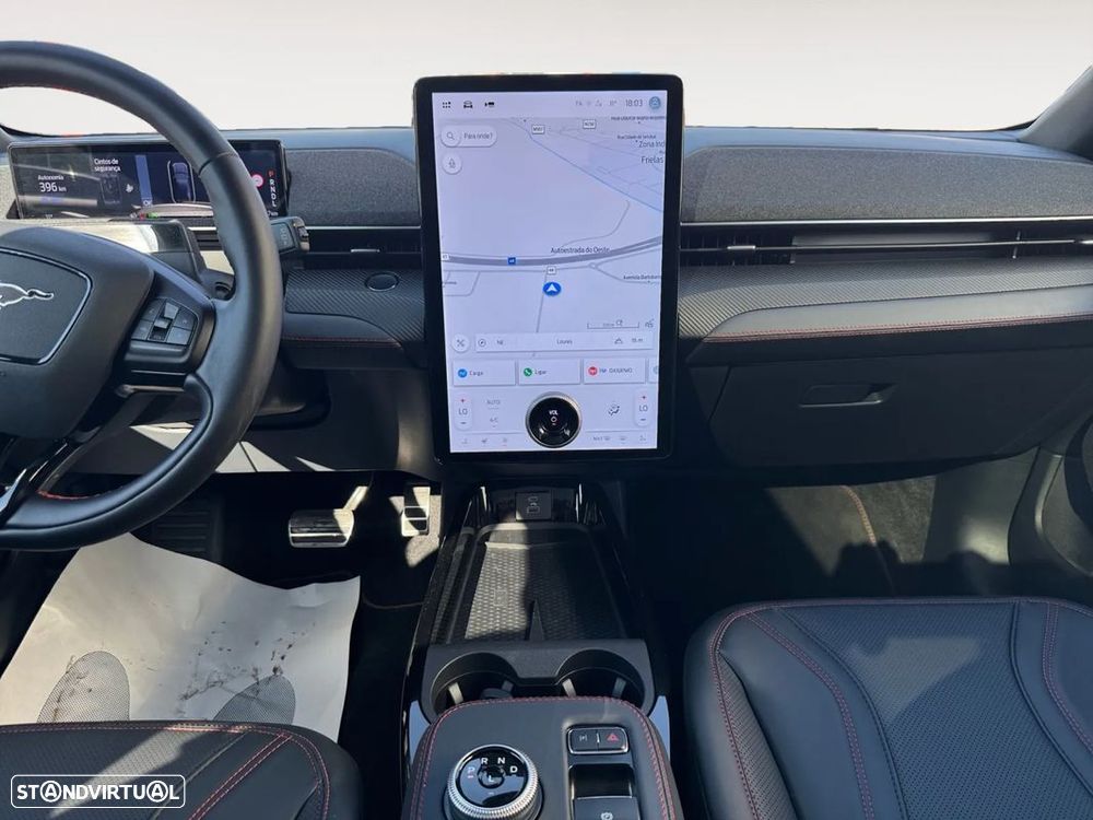 Ford Mustang Mach-E 75.7 kWh Premium AWD - 12
