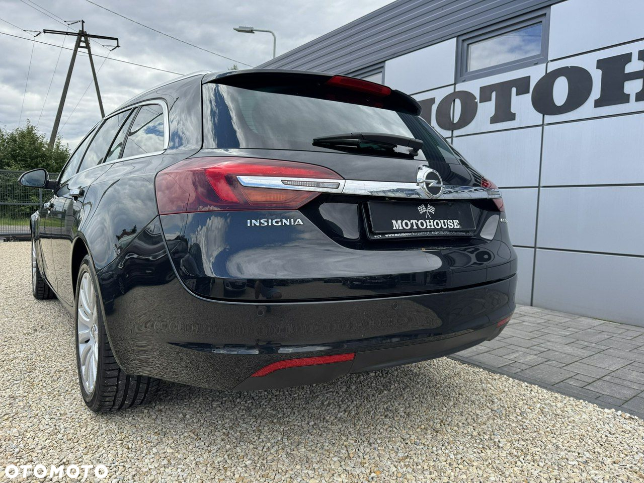 Opel Insignia - 11
