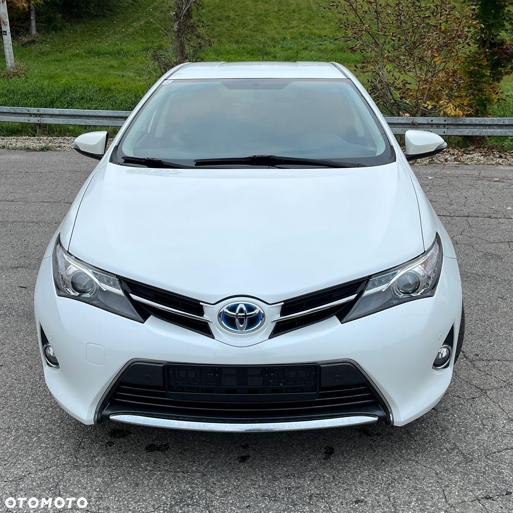 Toyota Auris 1.8 HSD Luna - 4
