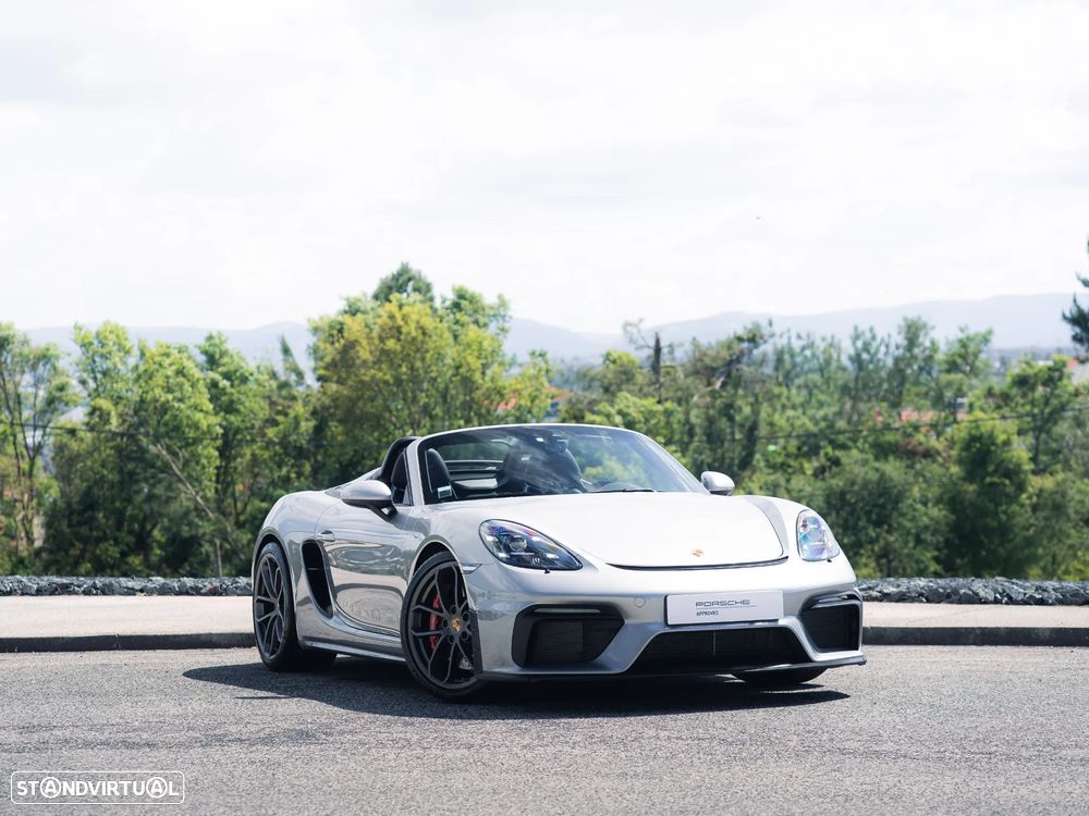 Porsche 718 Spyder - 9