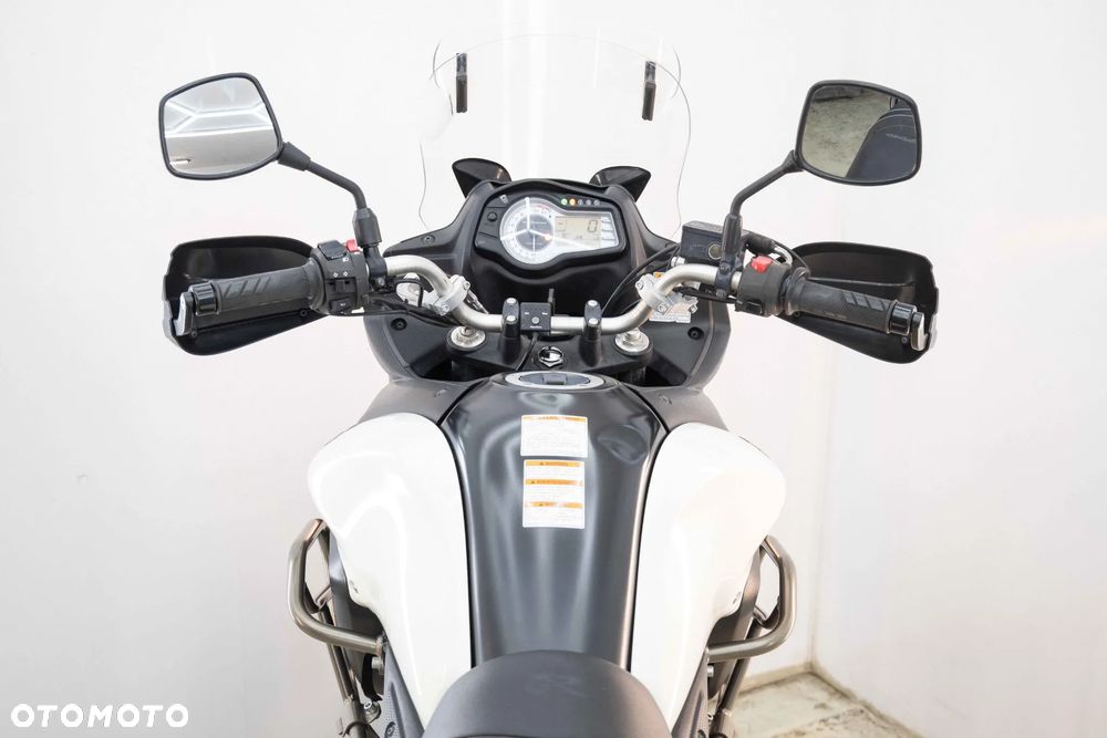 Suzuki DL - 23