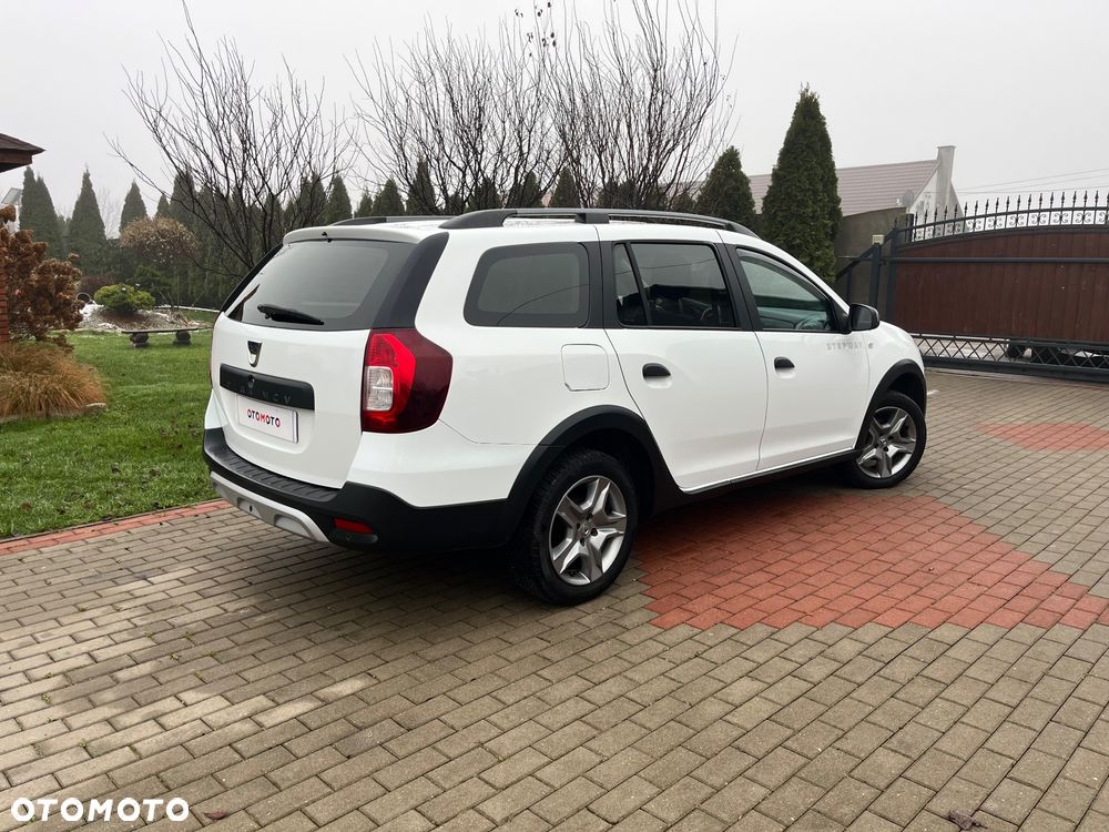 Dacia Logan dCi 90 S&S Stepway Celebration - 14