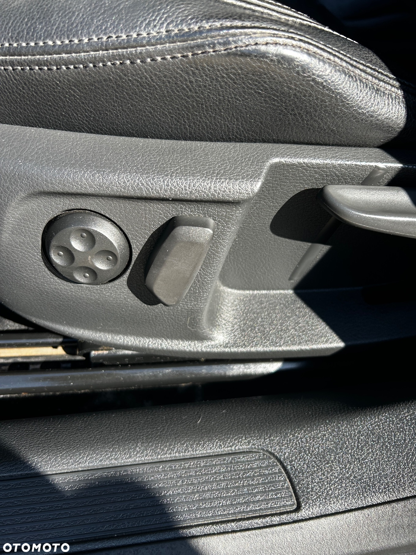 Volkswagen Passat 2.0 TDI Comfortline - 13