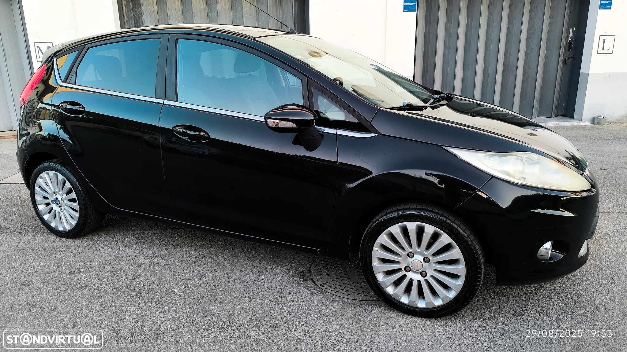 Ford Fiesta 1.25 Titanium - 21