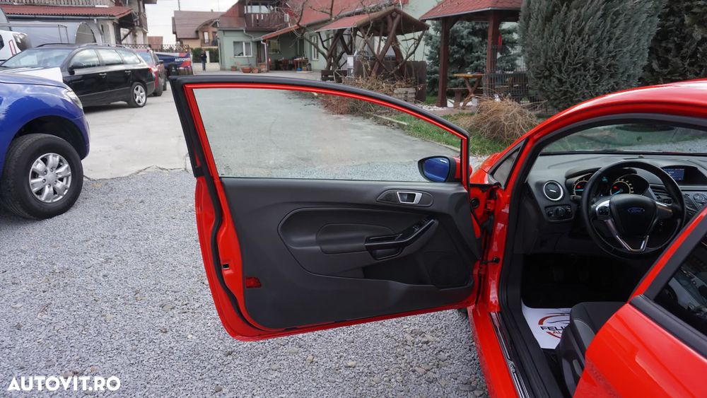Ford Fiesta 1.0 EcoBoost Start-Stop ST-LINE - 6