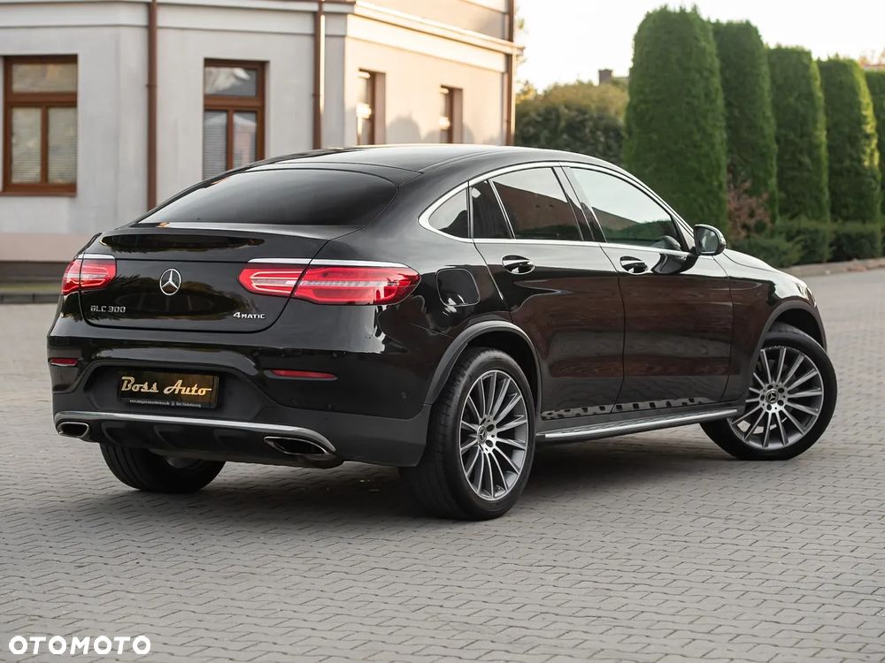 Mercedes-Benz GLC 300 4-Matic - 13