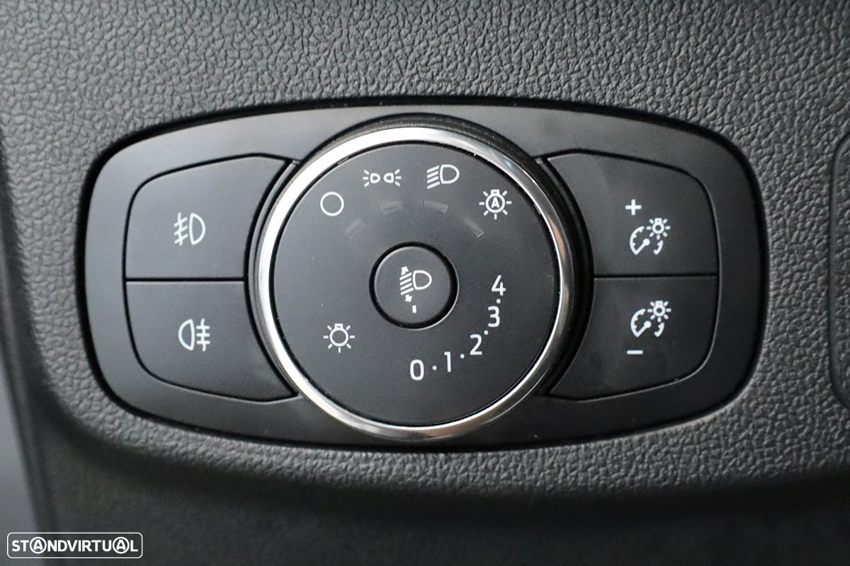 Ford Focus 1.0 EcoBoost MHEV ST-Line Aut. - 19