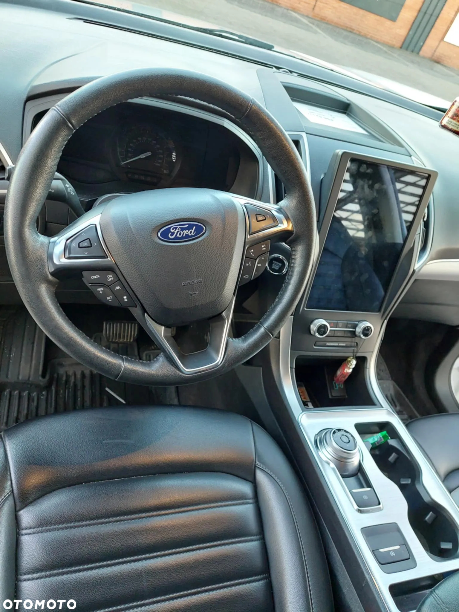 Ford Edge - 14