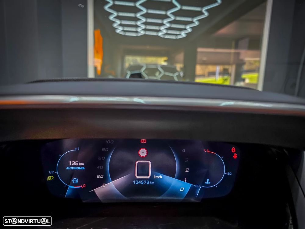 Peugeot 2008 BlueHDi 100 STOP & START Allure - 27