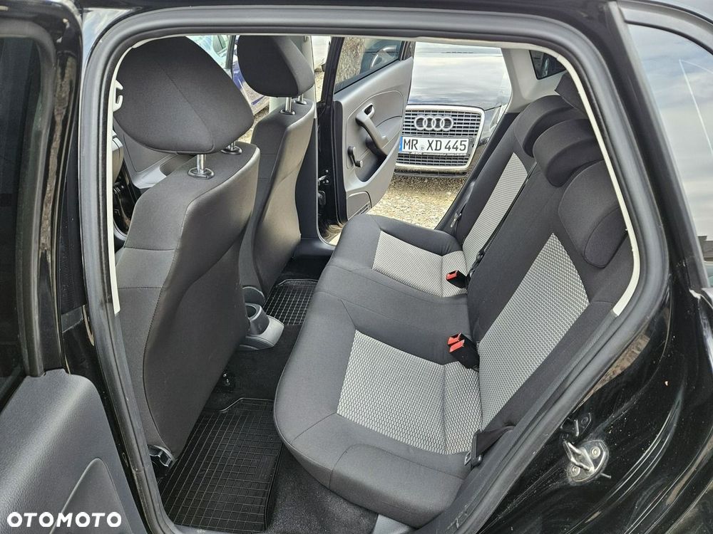 Volkswagen Polo - 9