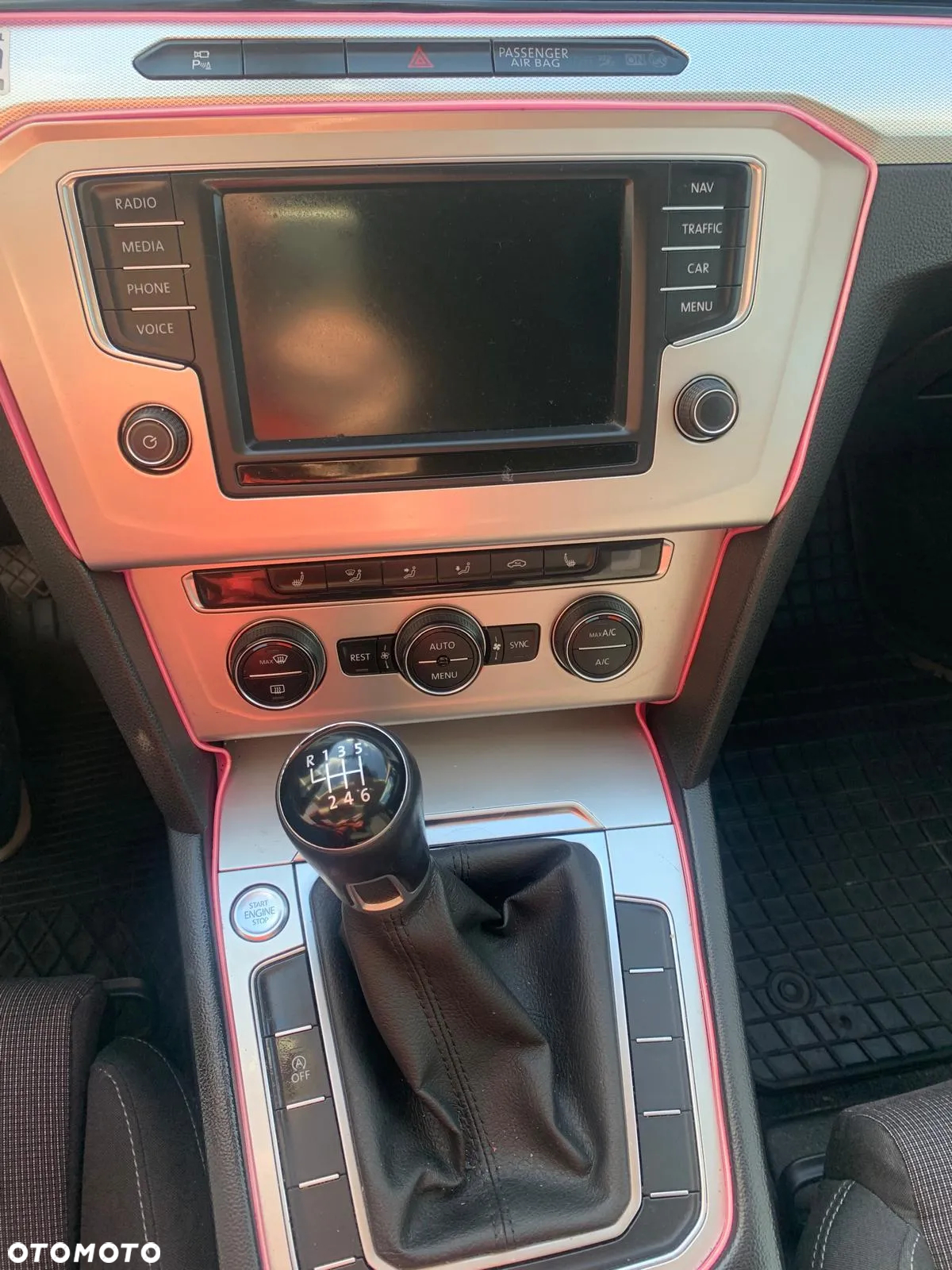 Volkswagen Passat - 26