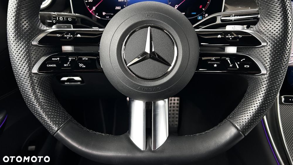 Mercedes-Benz GLC - 16