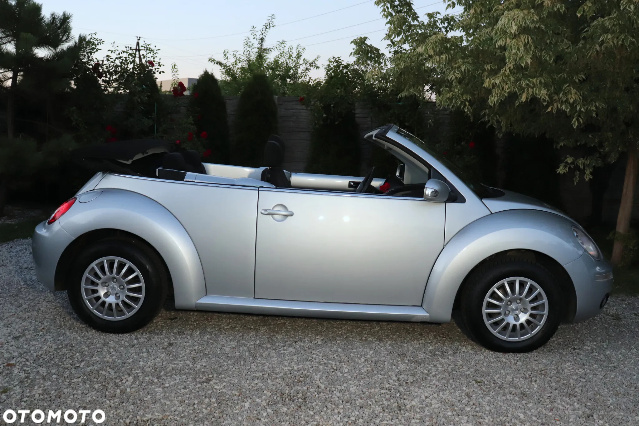 Volkswagen New Beetle Cabriolet 1.4 - 6