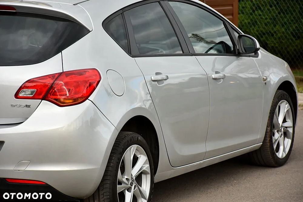 Opel Astra 1.4 Turbo Active - 11