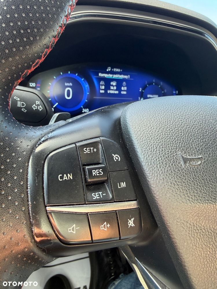 Ford Focus 1.5 EcoBoost ST-Line X - 15