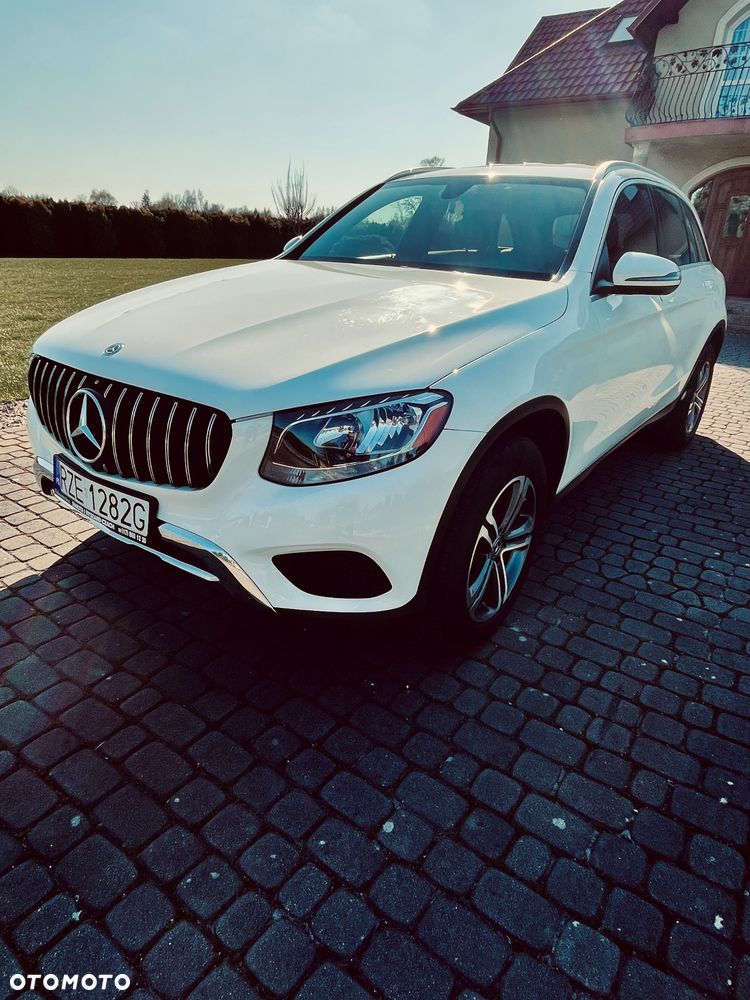 Mercedes-Benz GLC 300 4Matic 9G-TRONIC - 1