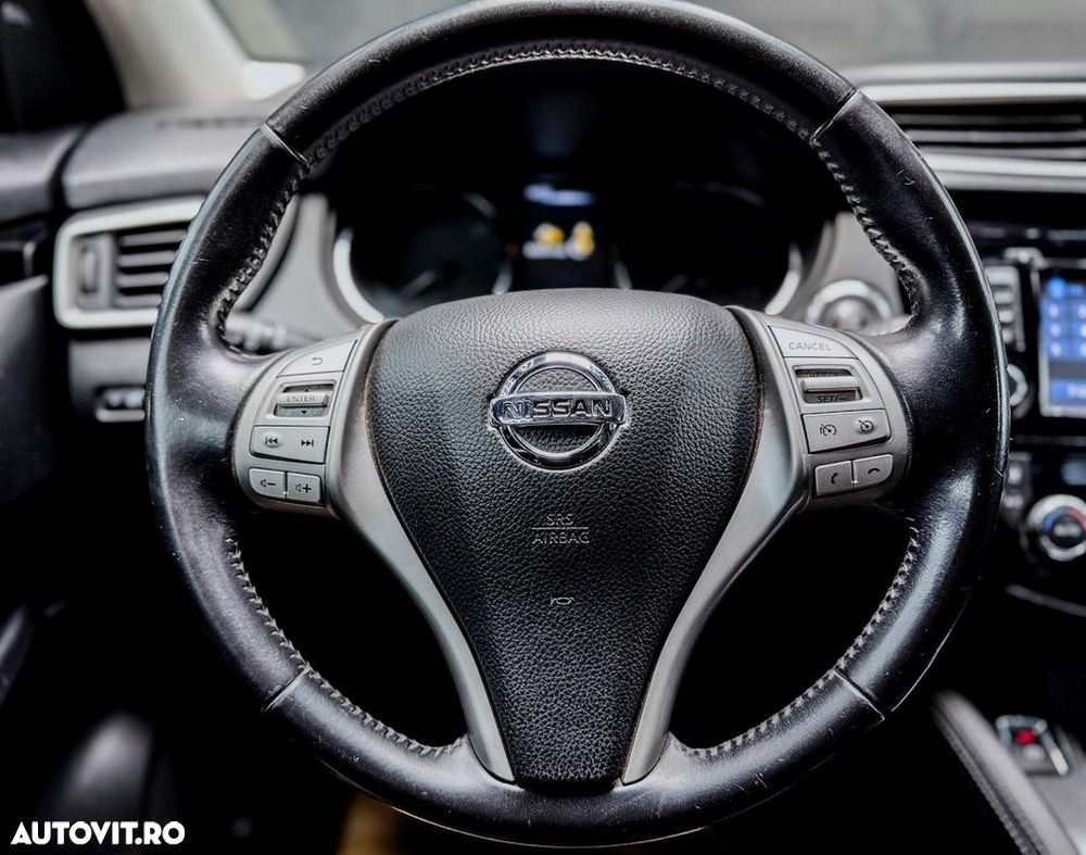 Nissan Qashqai 1.6 DCI TEKNA - 7