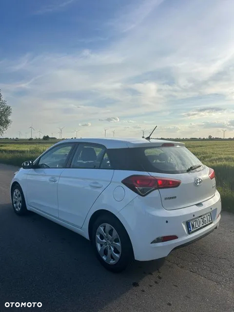 Hyundai i20 1.1 CRDi BlueDrive Fresh - 3