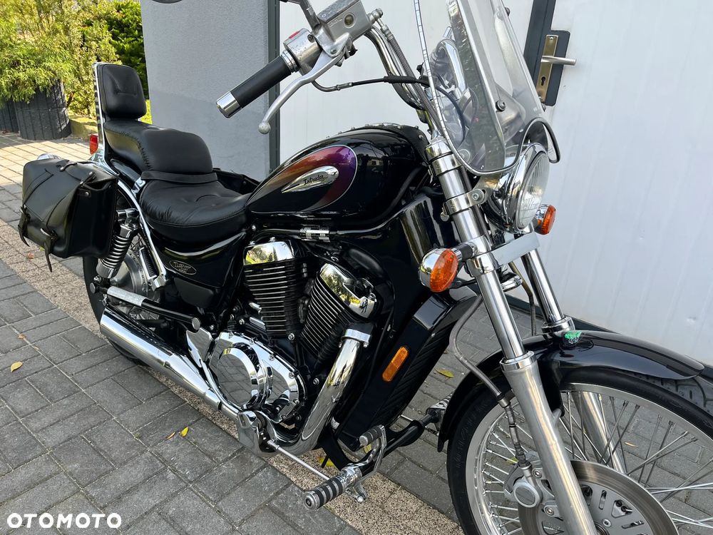 Suzuki Intruder - 23