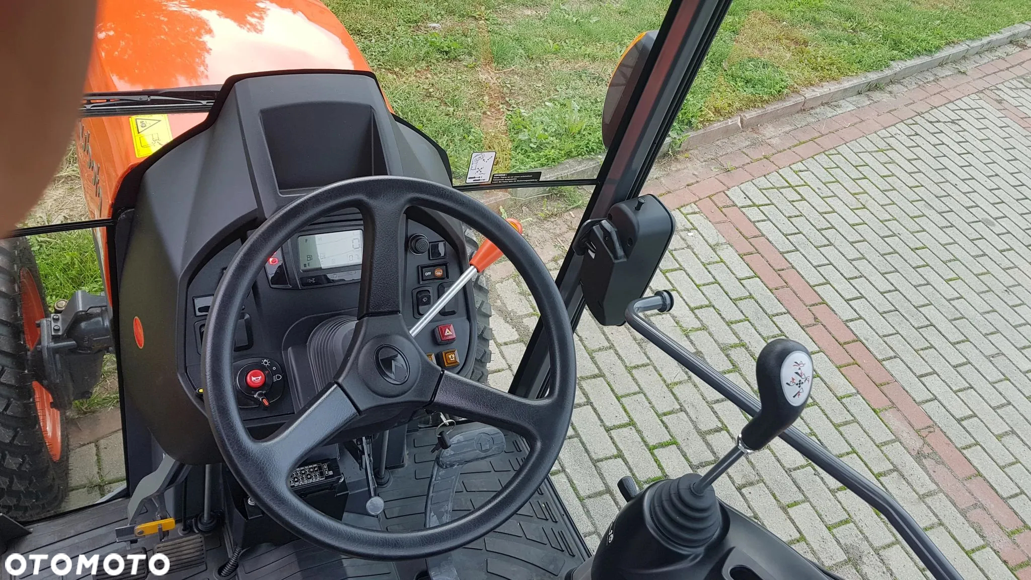 Kubota B2261 - 6